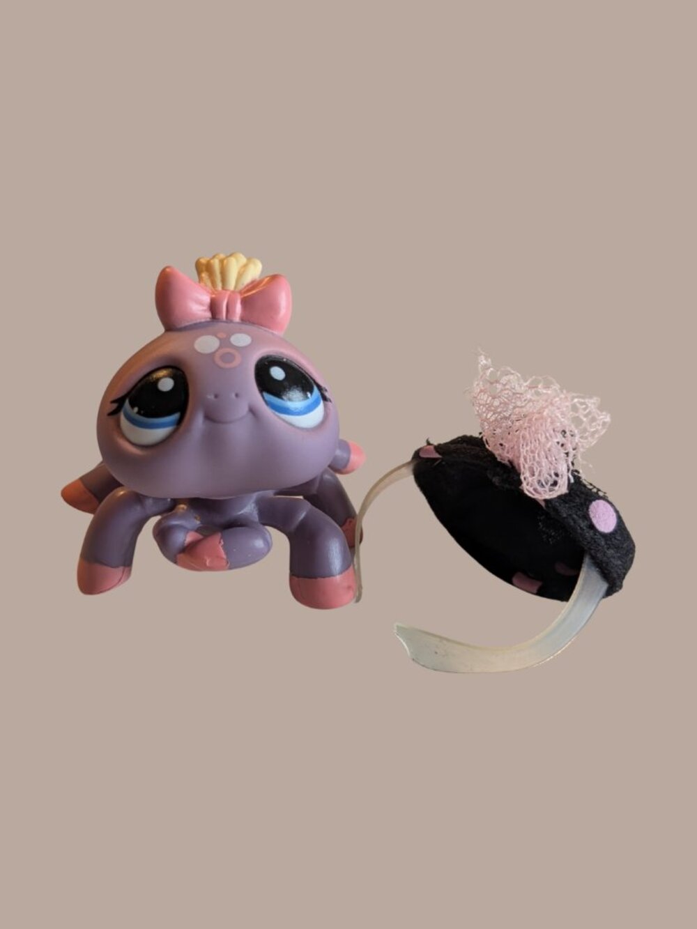 Littlest Pet Shop G2  Blythe Spider with Web Stand Accessory #1619